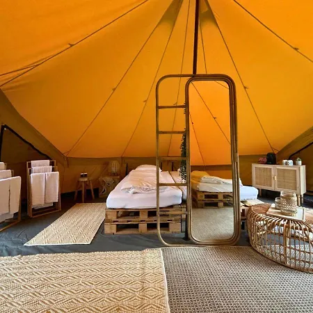 Camping Glamping Bivak - Urban Gardens